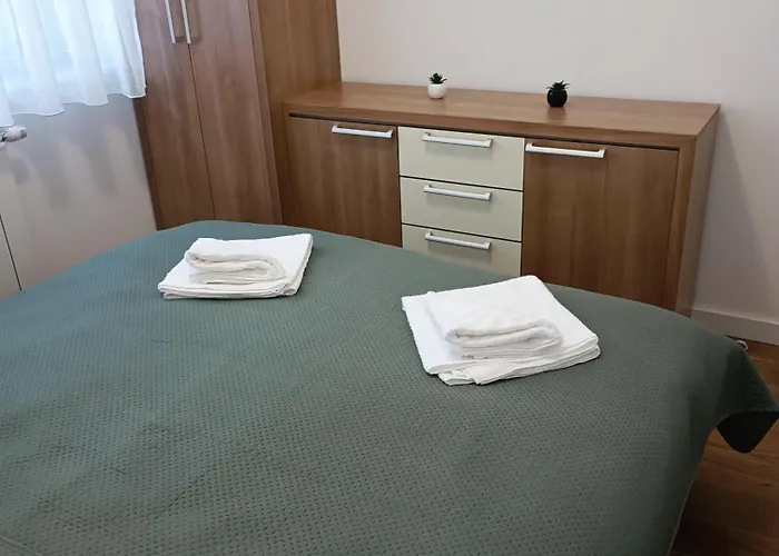 Elena - Stan Na Dan Apartamento Banja Luka